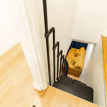 Loft 4 Bedroom Montmartre Pigalle Ac By Lcc Agency Paris Luaran gambar