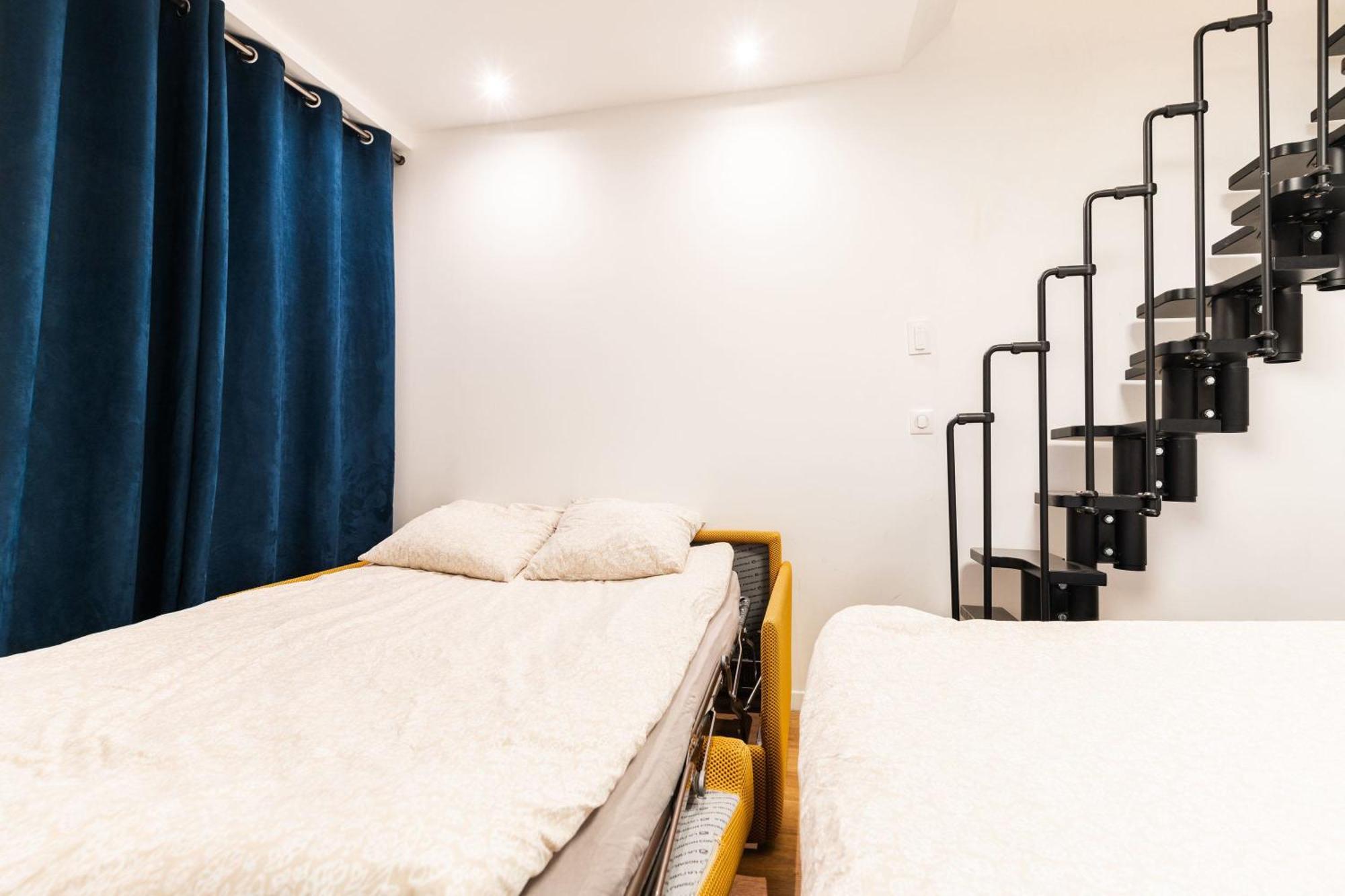Loft 4 Bedroom Montmartre Pigalle Ac By Lcc Agency Paris Luaran gambar