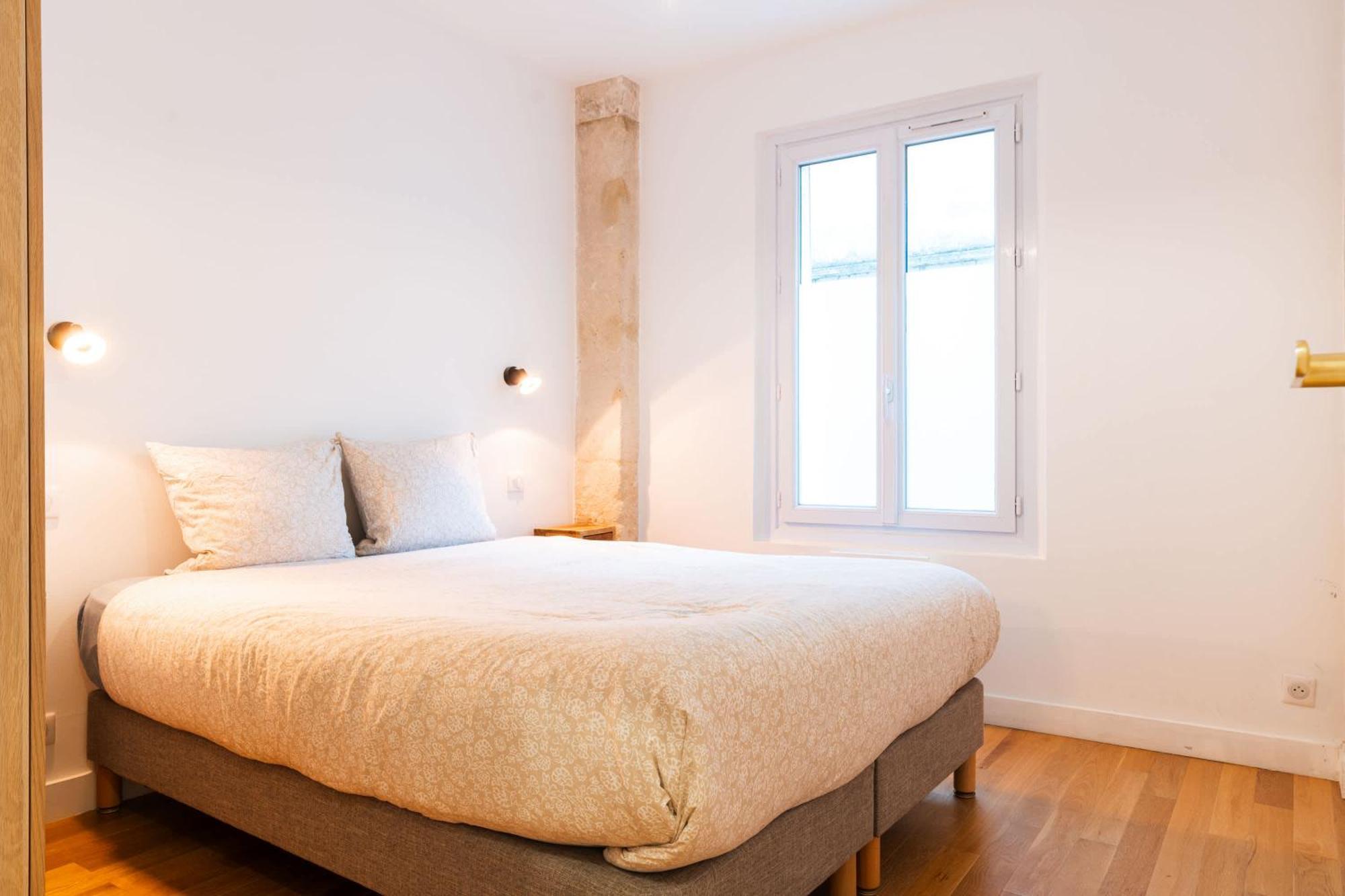 Loft 4 Bedroom Montmartre Pigalle Ac By Lcc Agency Paris Luaran gambar