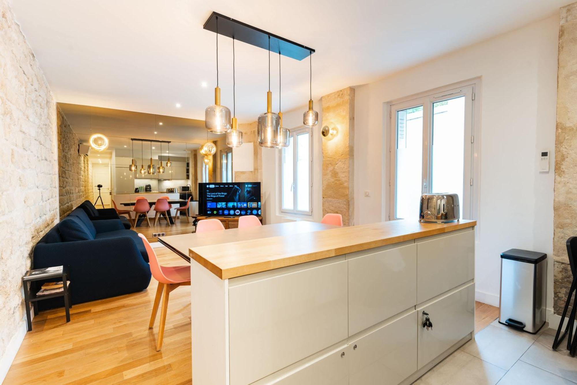 Loft 4 Bedroom Montmartre Pigalle Ac By Lcc Agency Paris Luaran gambar