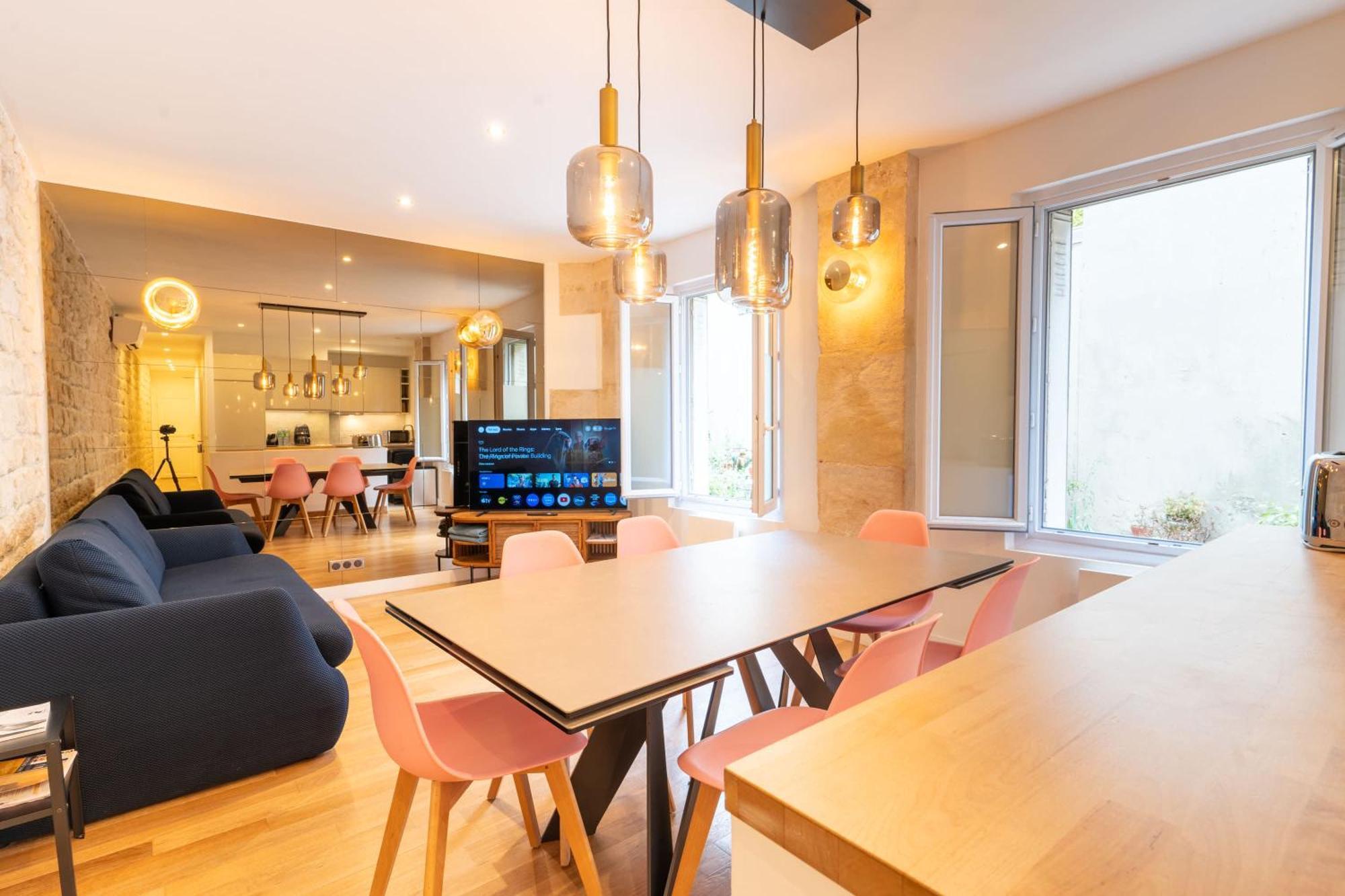 Loft 4 Bedroom Montmartre Pigalle Ac By Lcc Agency Paris Luaran gambar